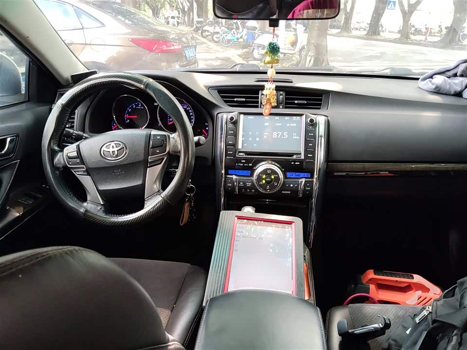 Toyota Reiz Toyota Reiz