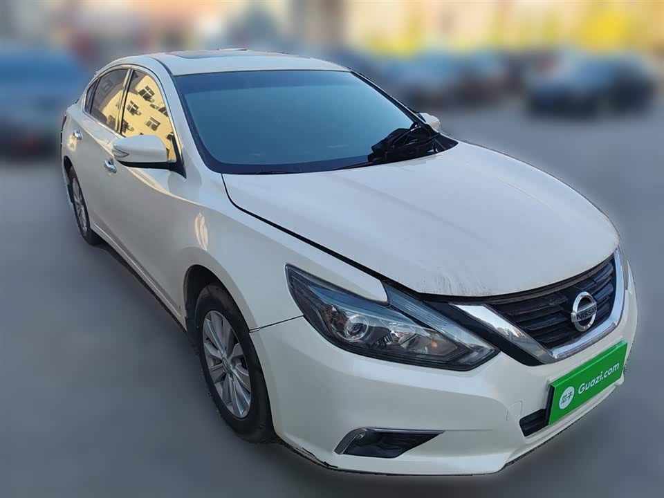 Nissan Teana