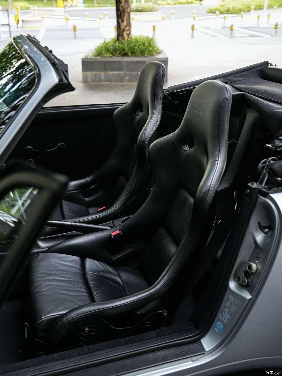 Porsche 911, 2003 14