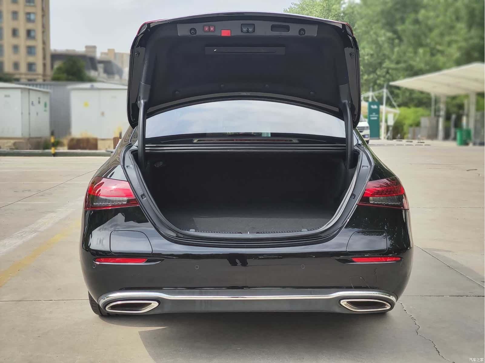 Mercedes-Benz E-Class, 2022 16