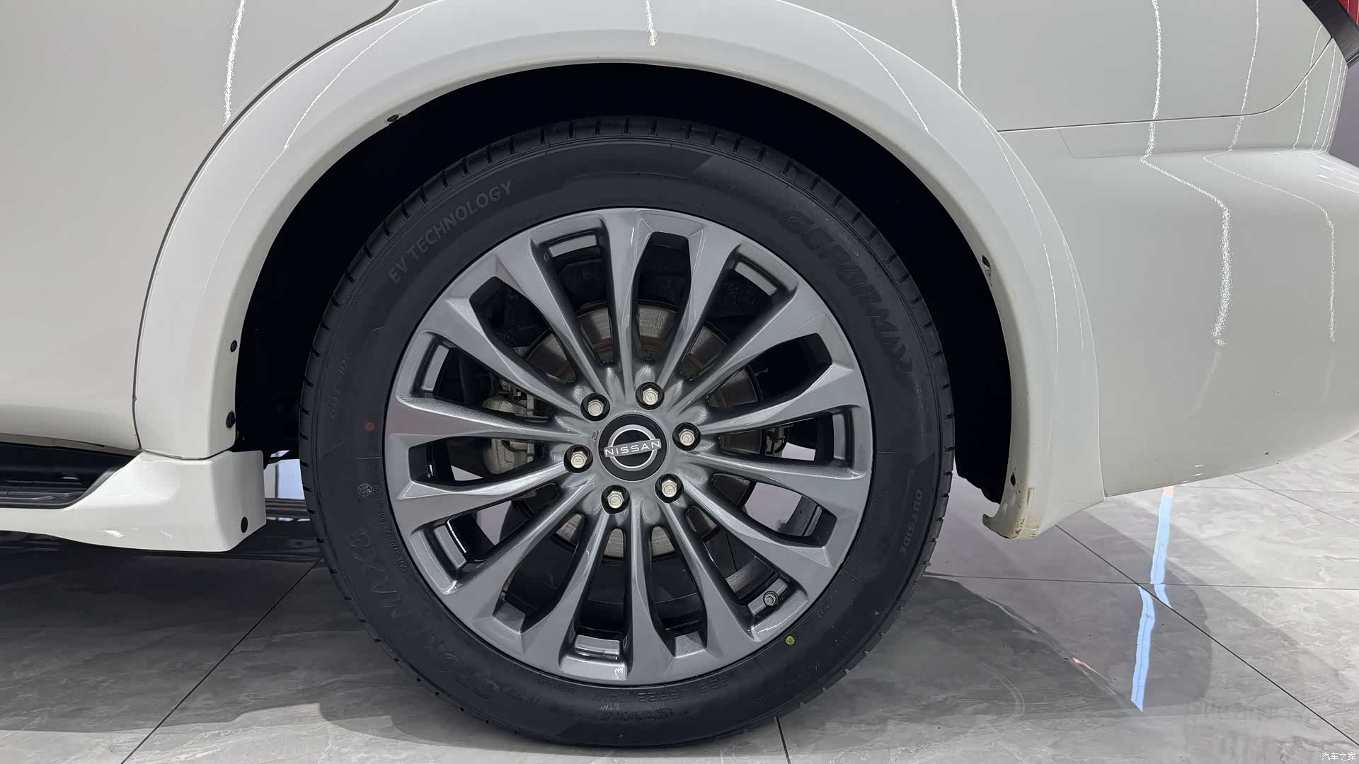 Nissan Patrol, 2022 8