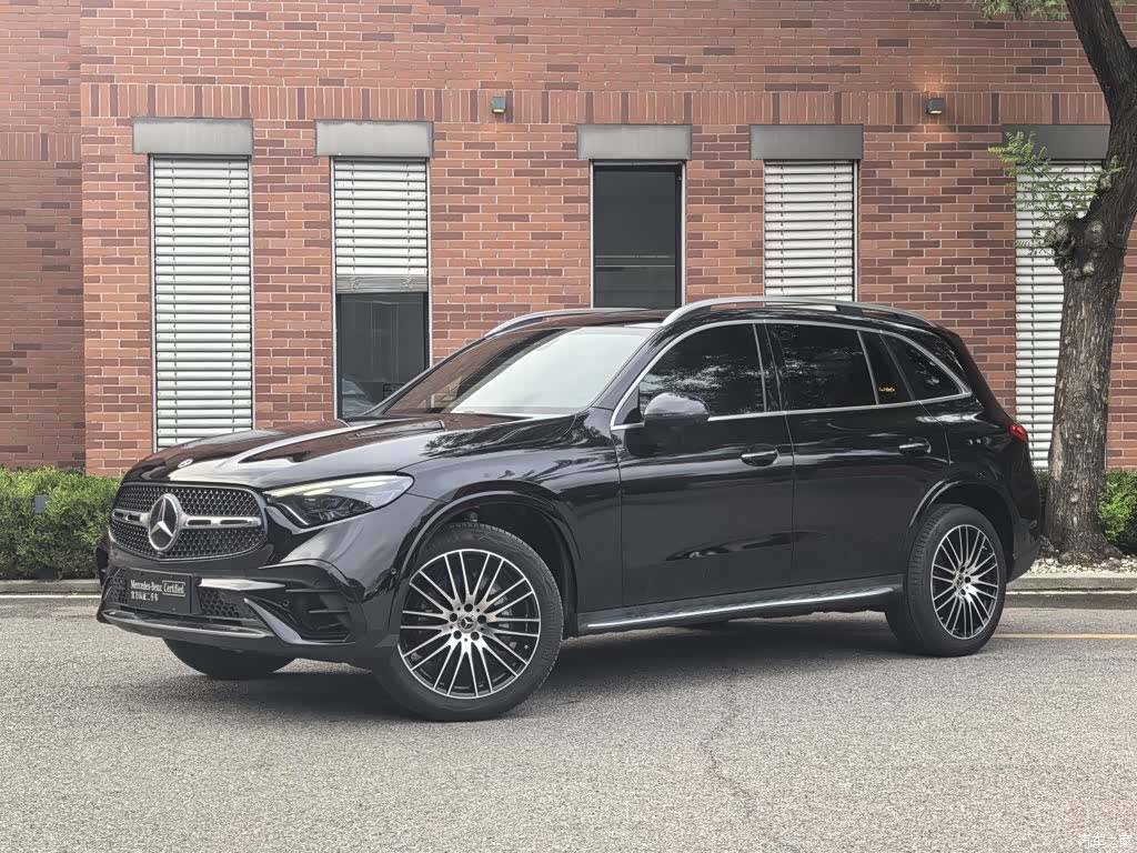 Mercedes-Benz GLC, 2025 1