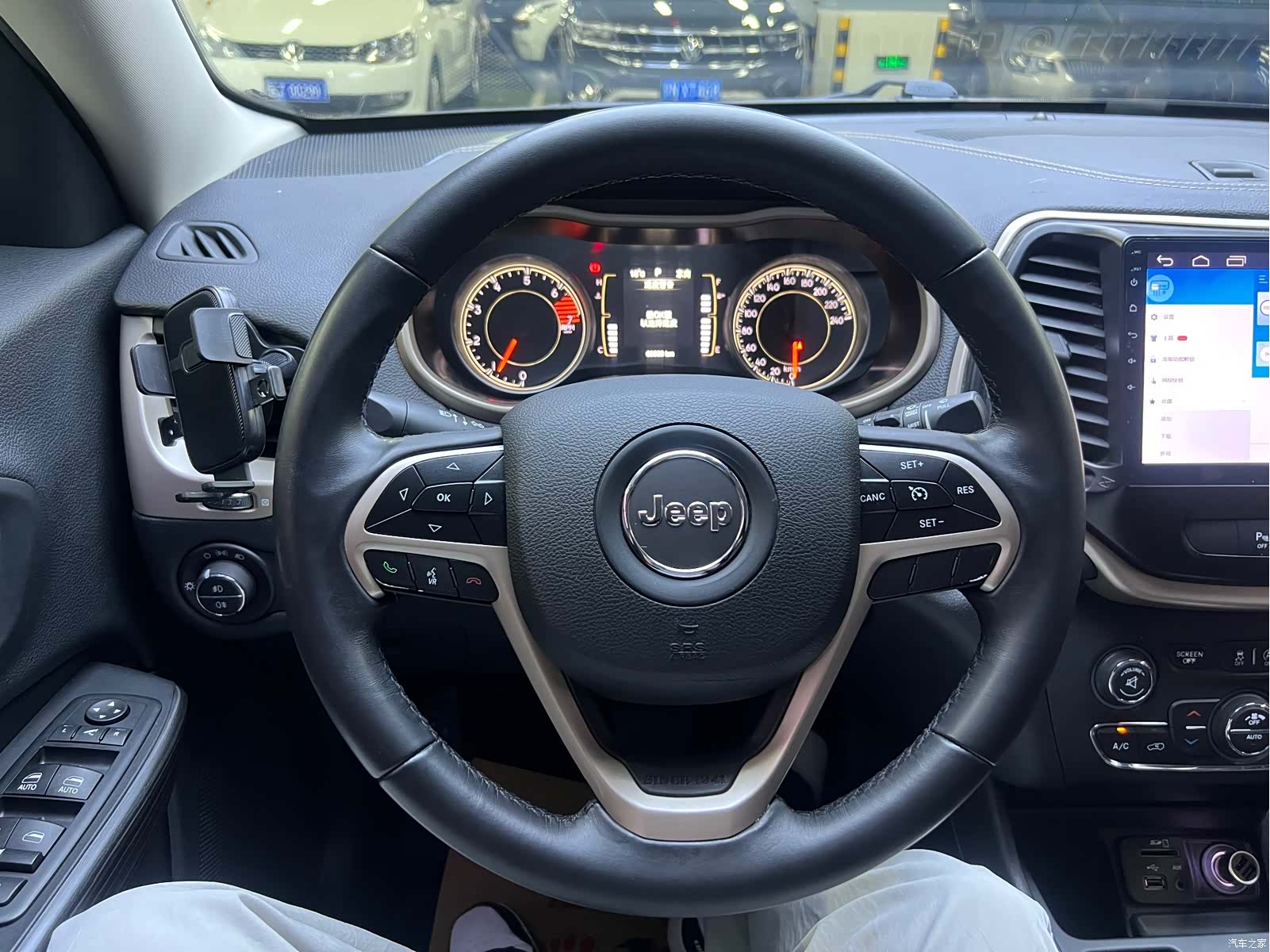 Jeep Cherokee, 2016 все фото