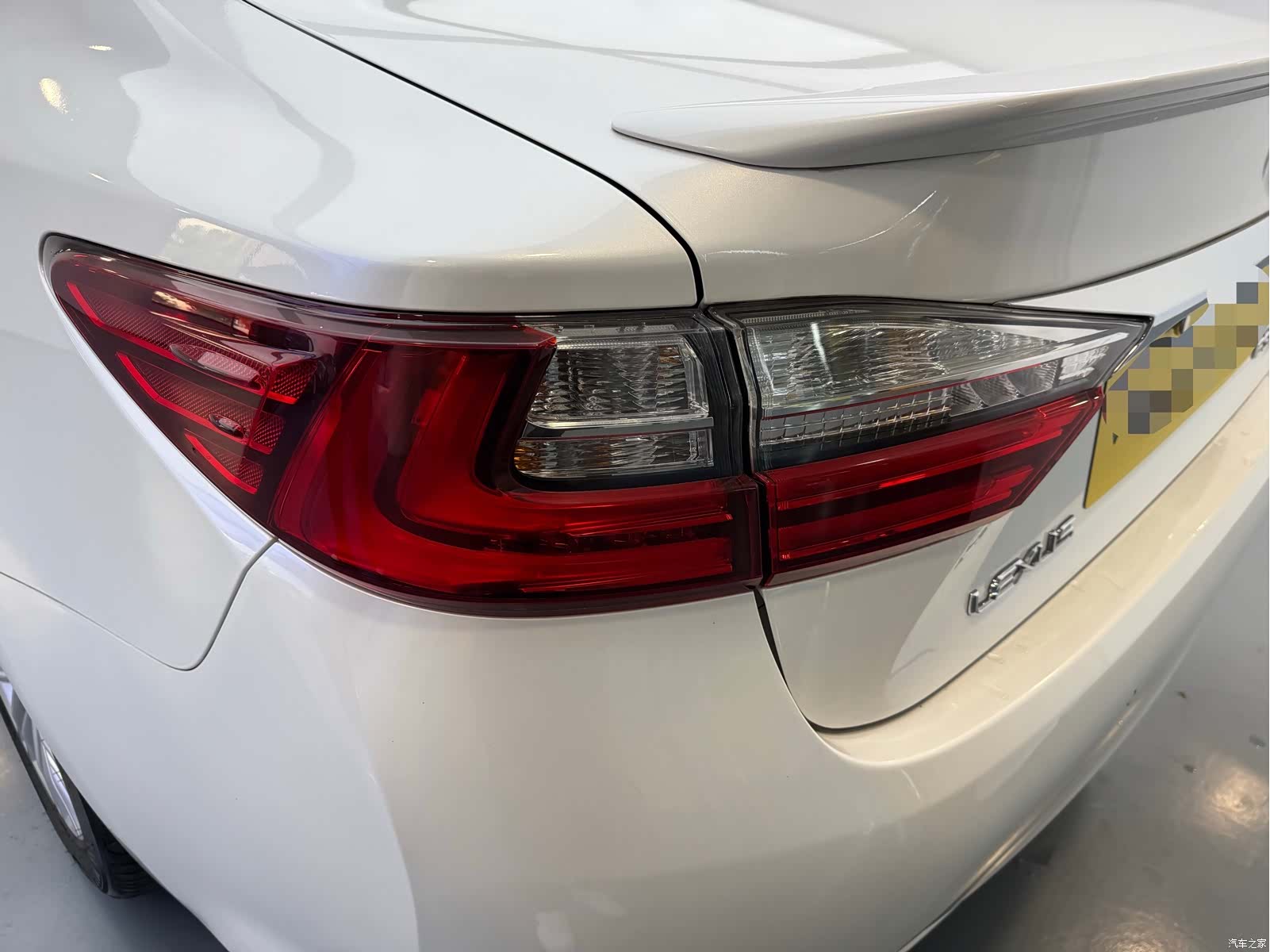Lexus ES, 2015 6