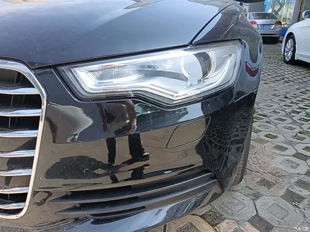 Audi A6L, 2014 24