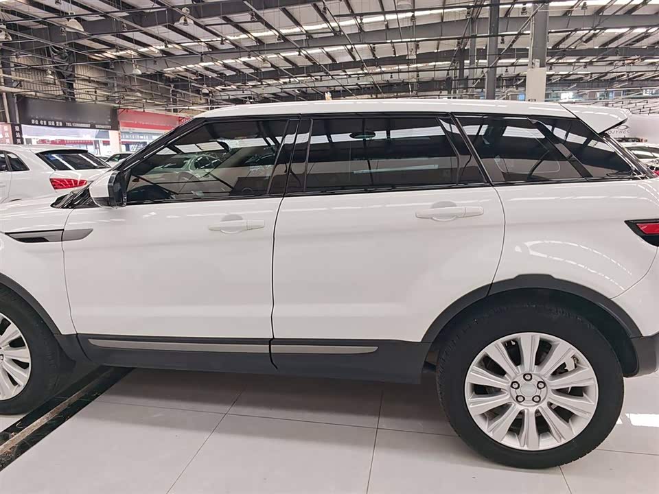 Land Rover Range Rover Aurora Land Rover Range Rover Aurora