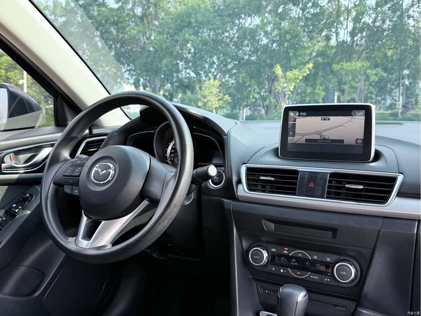 Mazda Mazda3, 2016 11