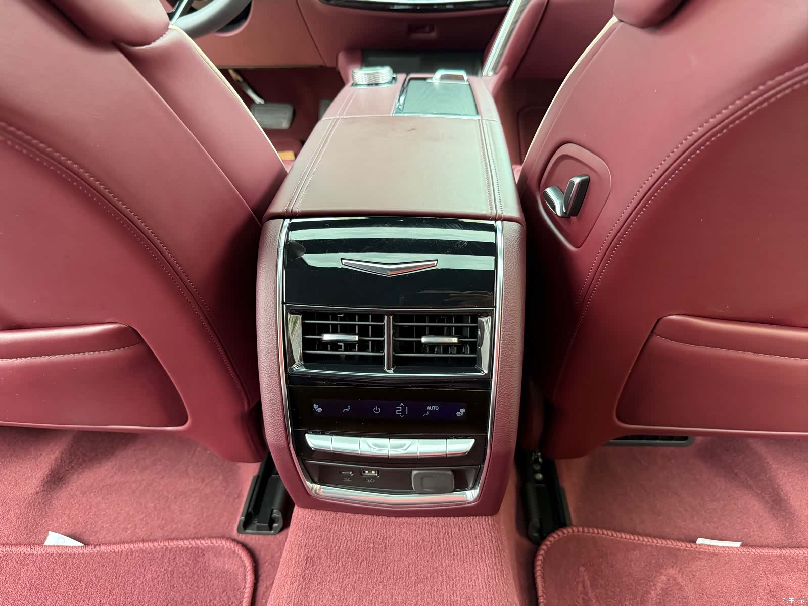 Cadillac CT6, 2023 30