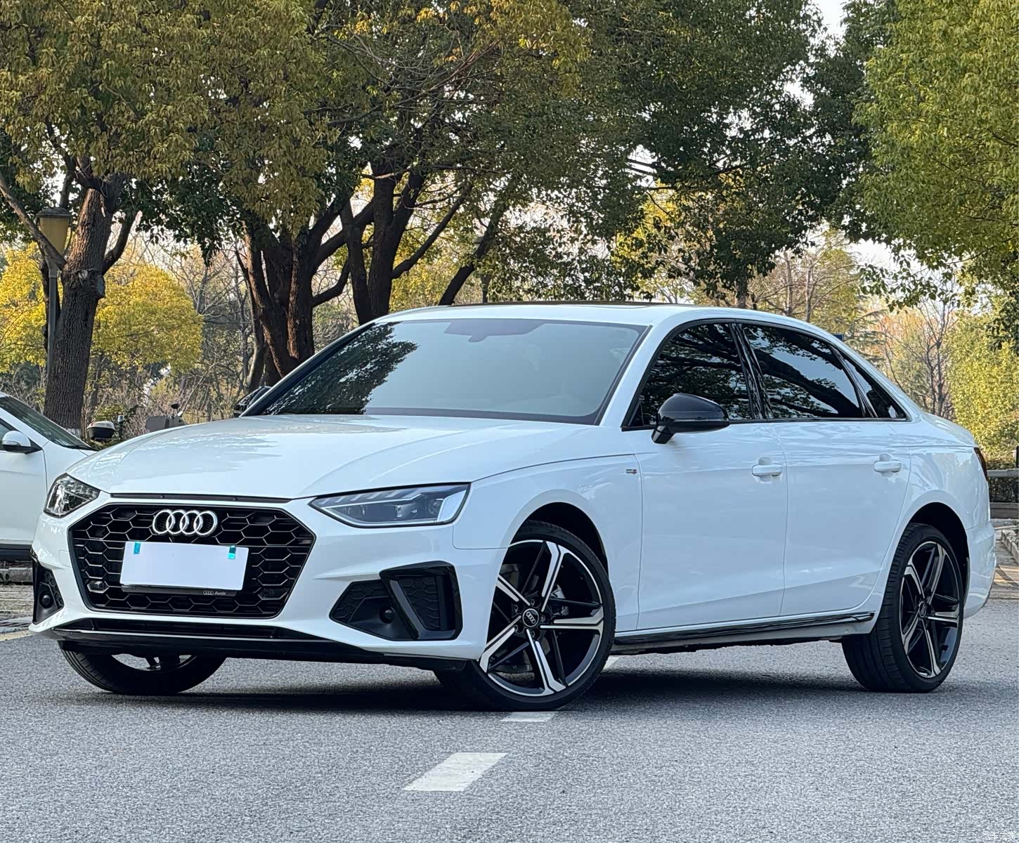 Audi A4L, 2024 1