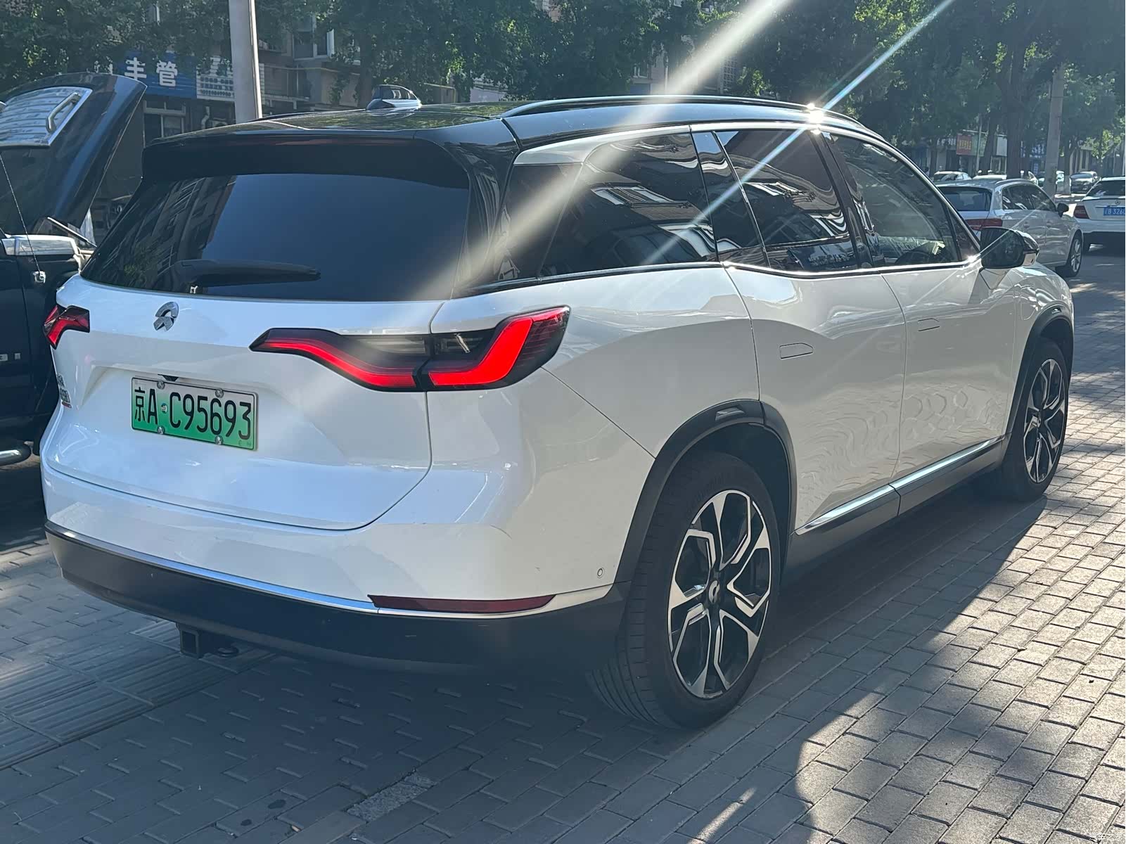 NIO ES8, 2022 3