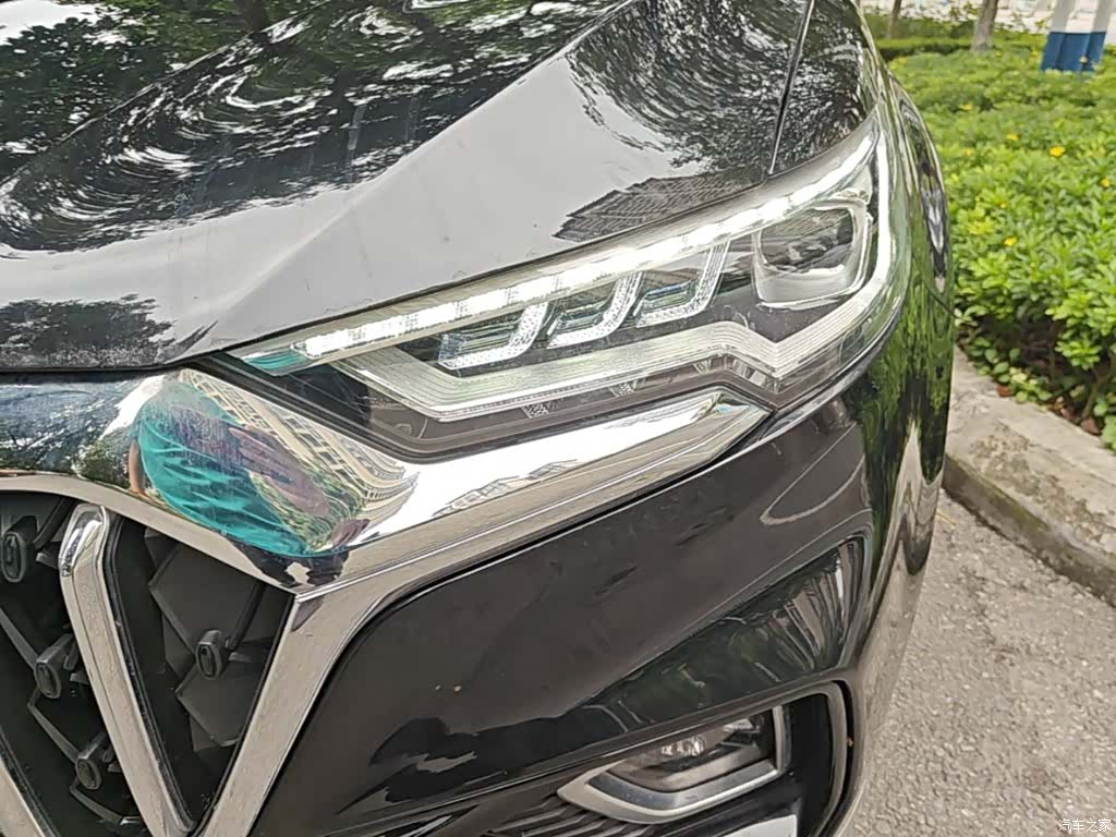 Hongqi HS5, 2022 18