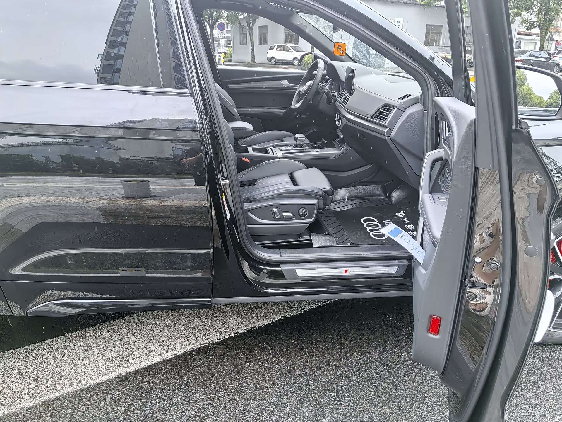 Audi Q5L, 2026 8