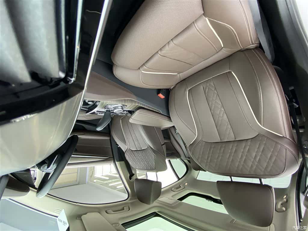 BMW 5 Series, 2022 9