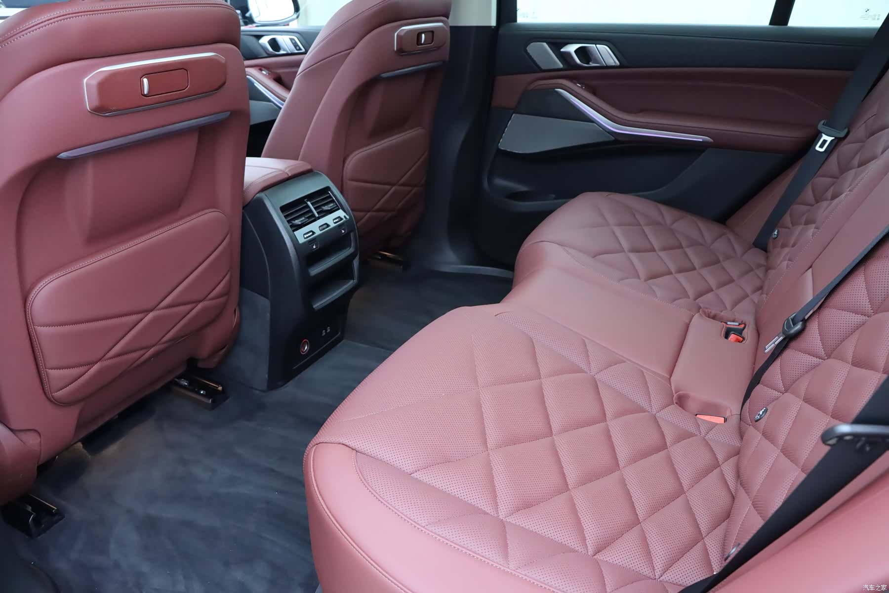 BMW X5, 2024 14