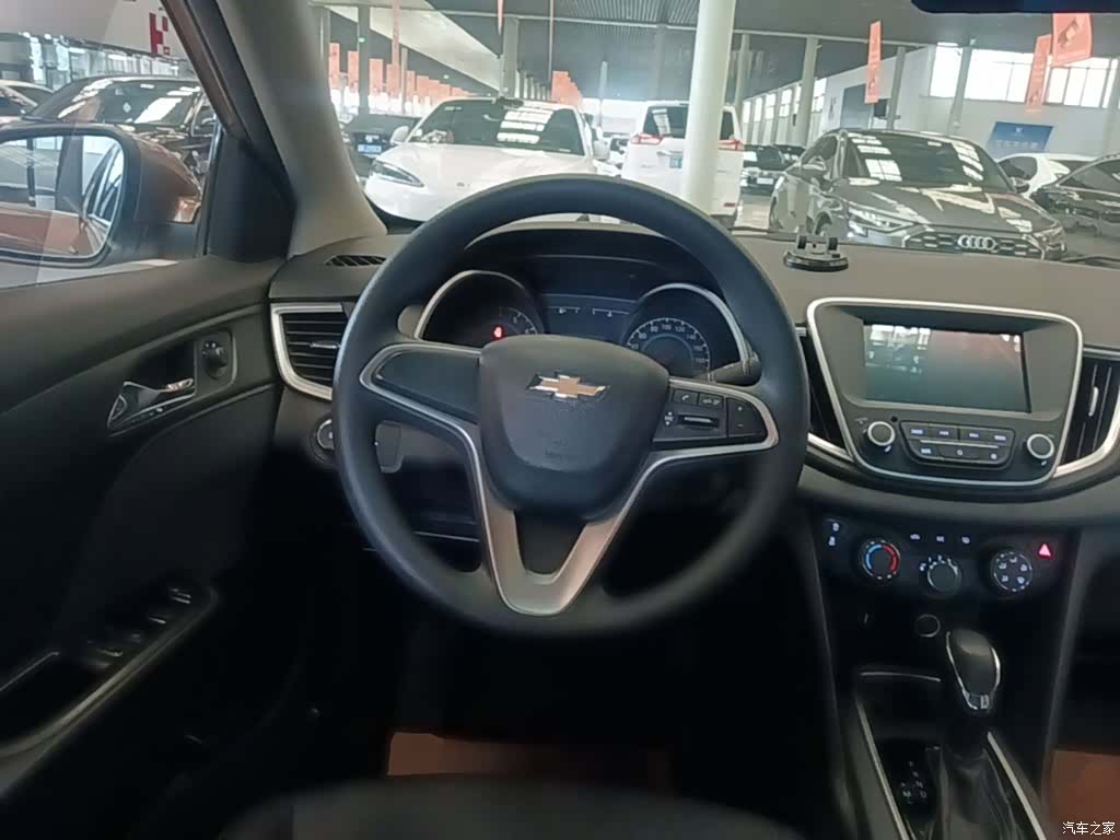 Chevrolet 320, 2018 11