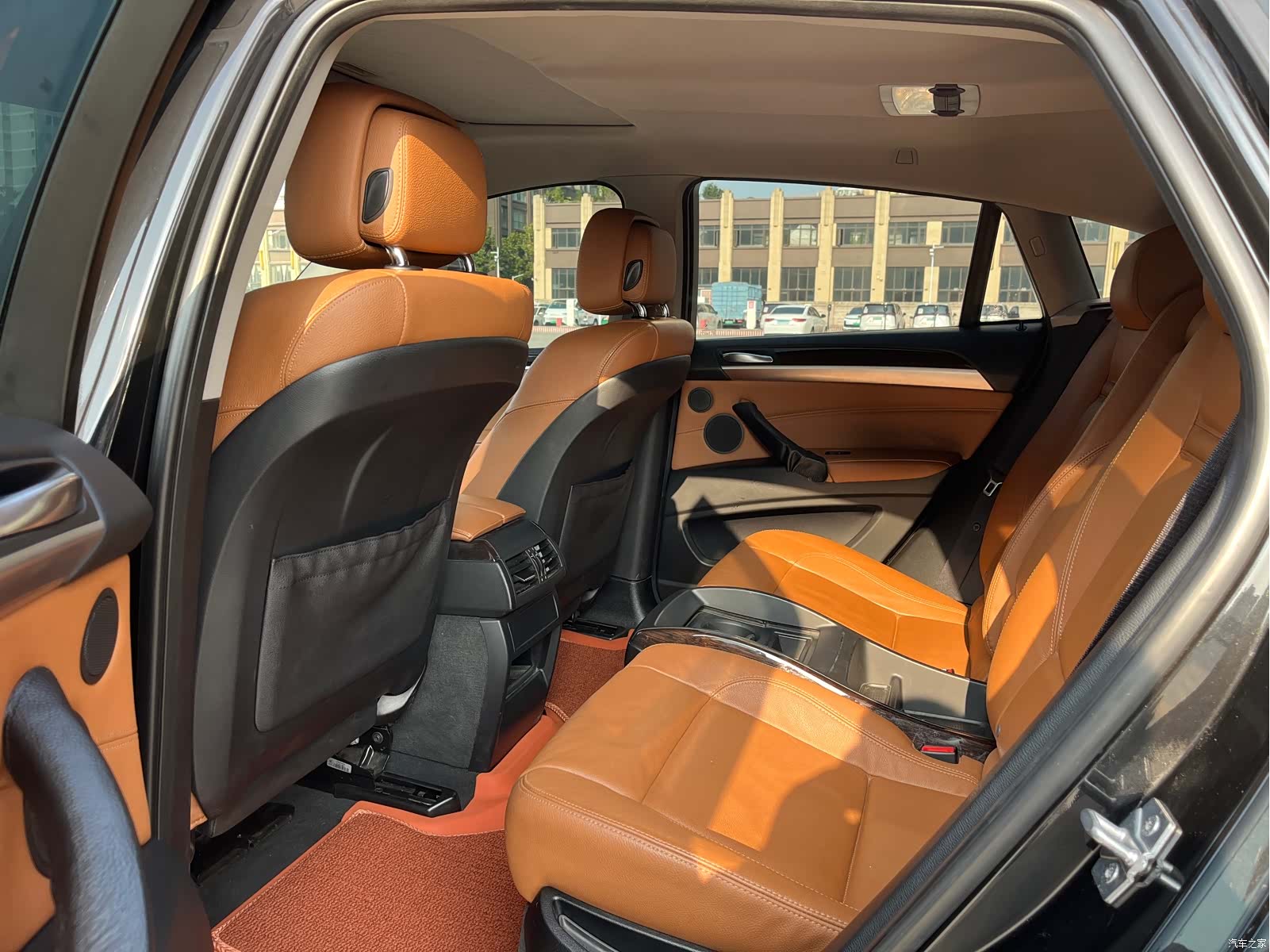 BMW X6, 2012 8
