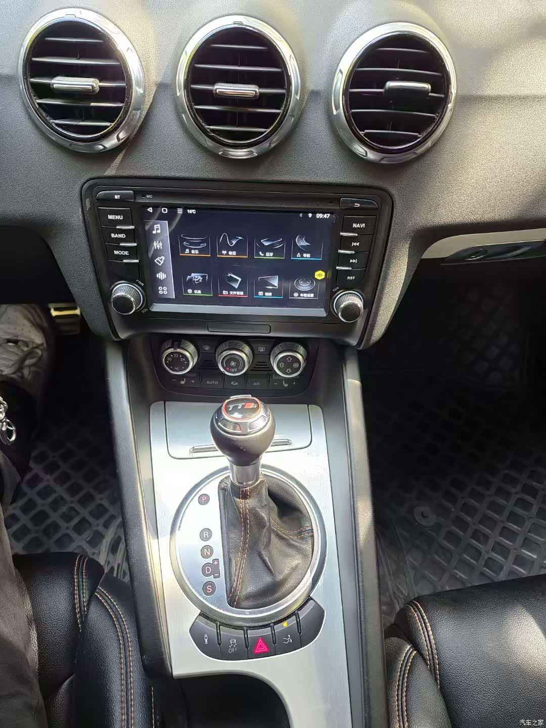 Audi TT, 2014 6