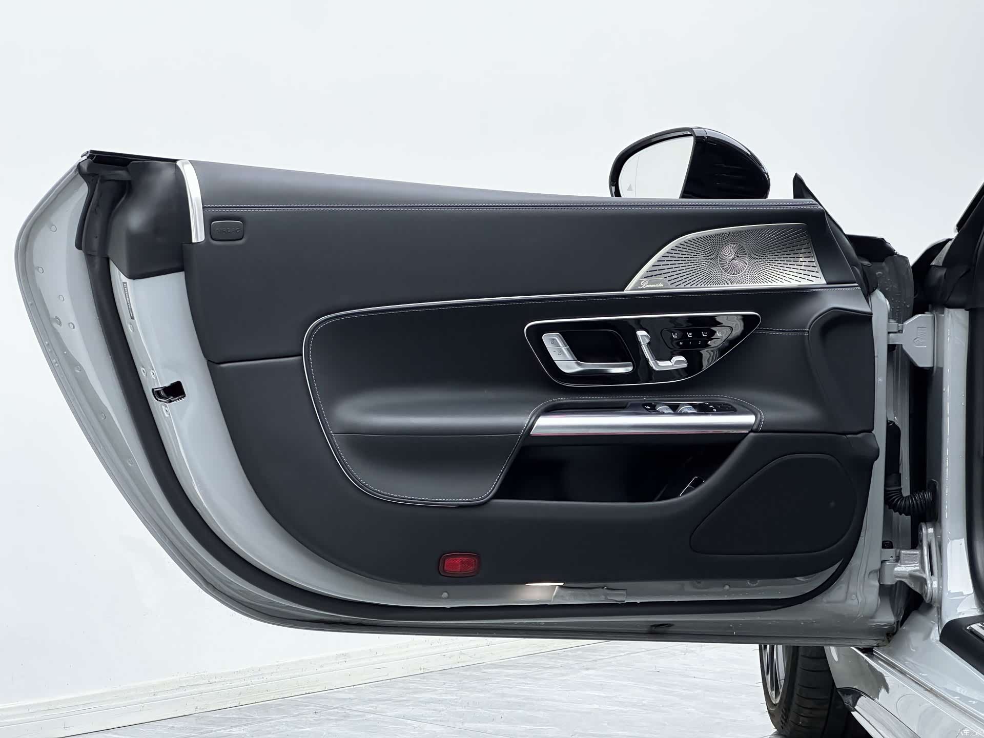Mercedes-Benz SL, 2025 16