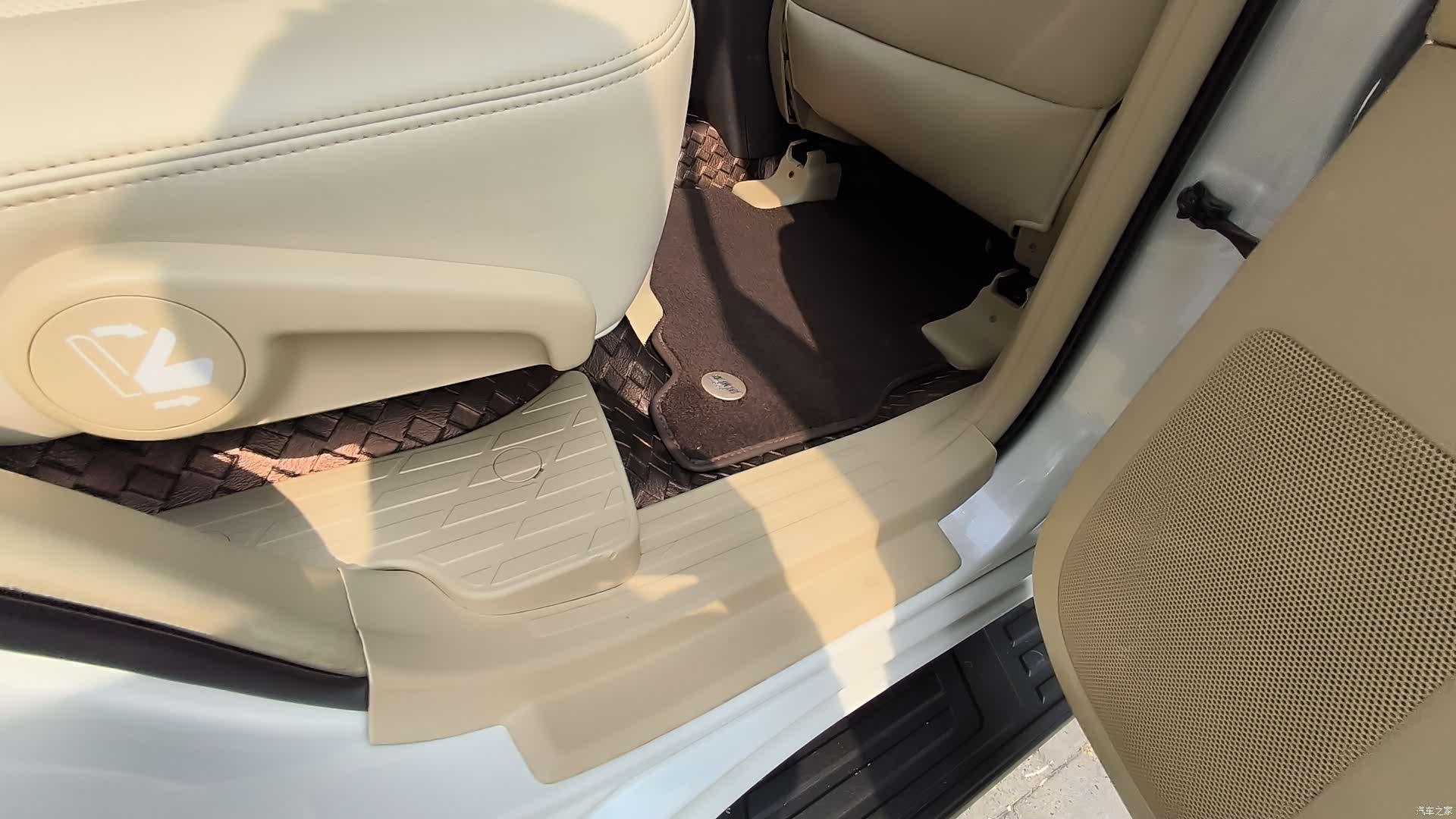 Toyota Prado, 2017 17