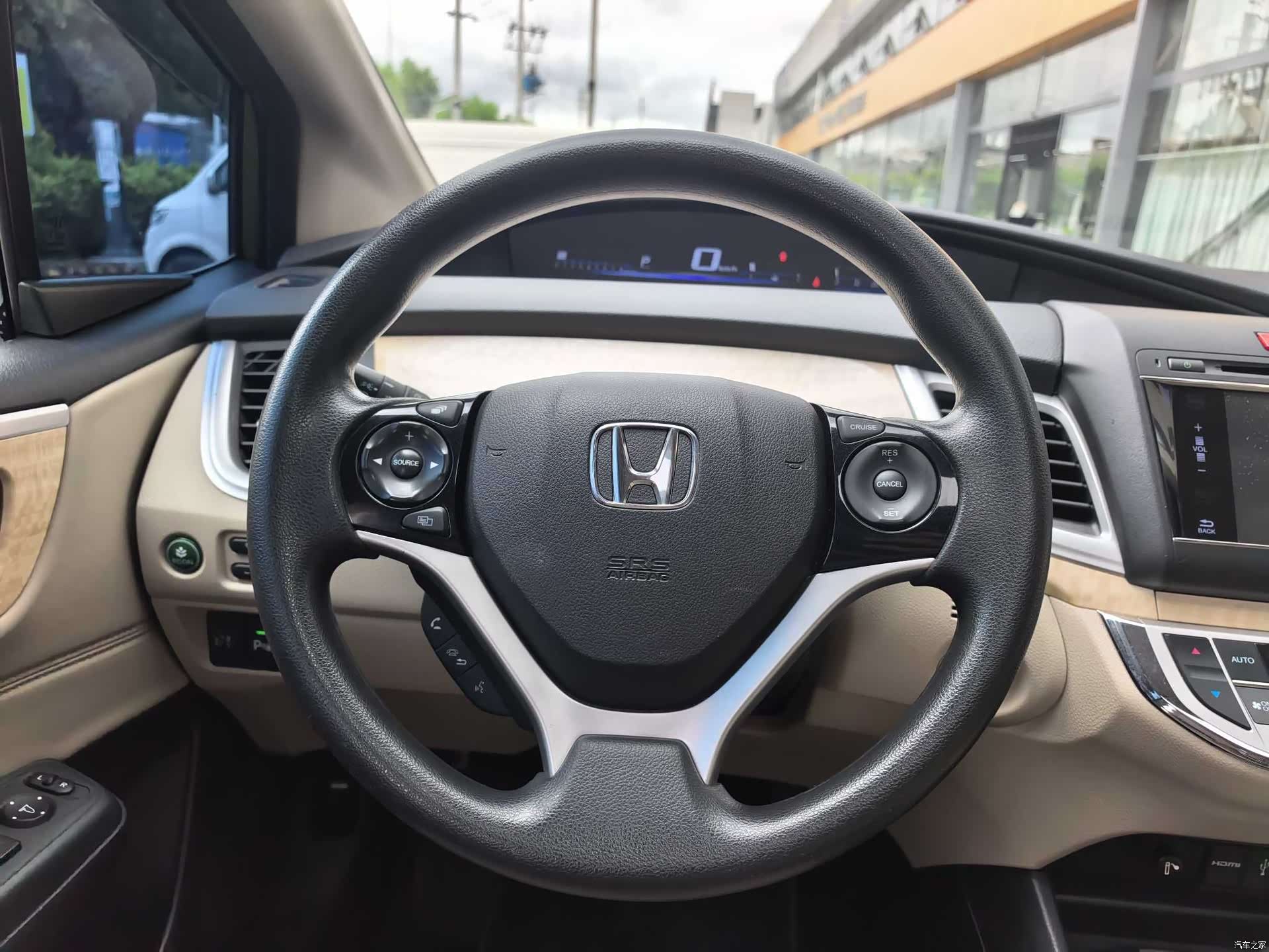 Honda Jade, 2016 7