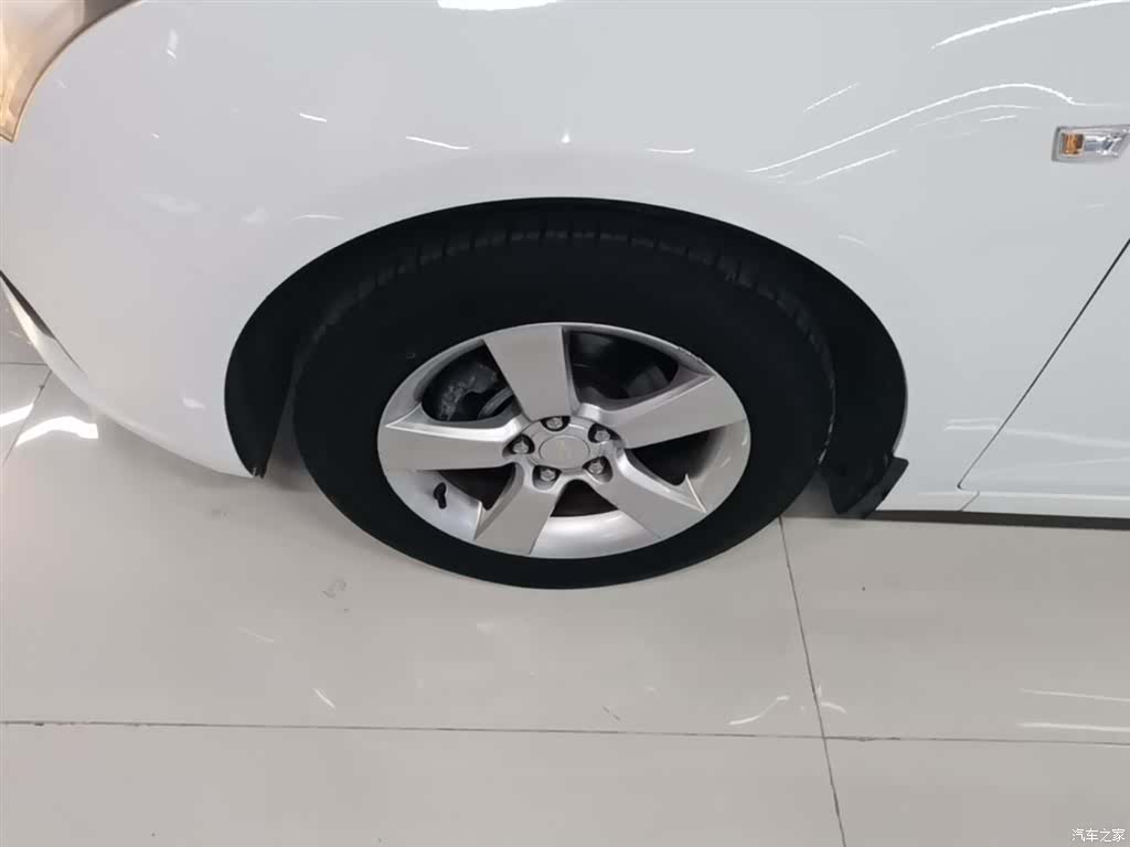 Chevrolet SL, 2014 23
