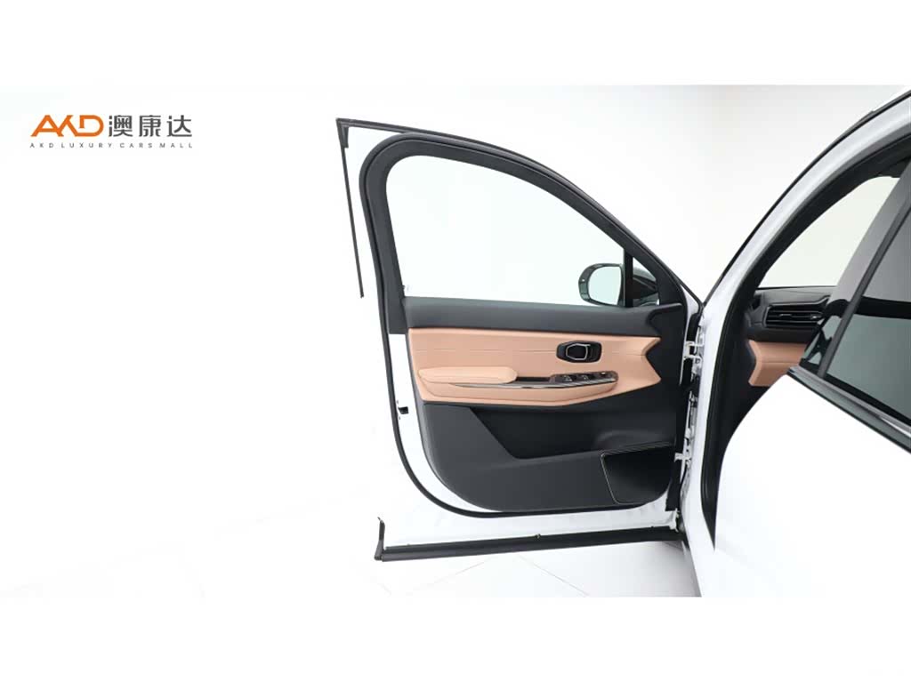 NIO ES8, 2021 11