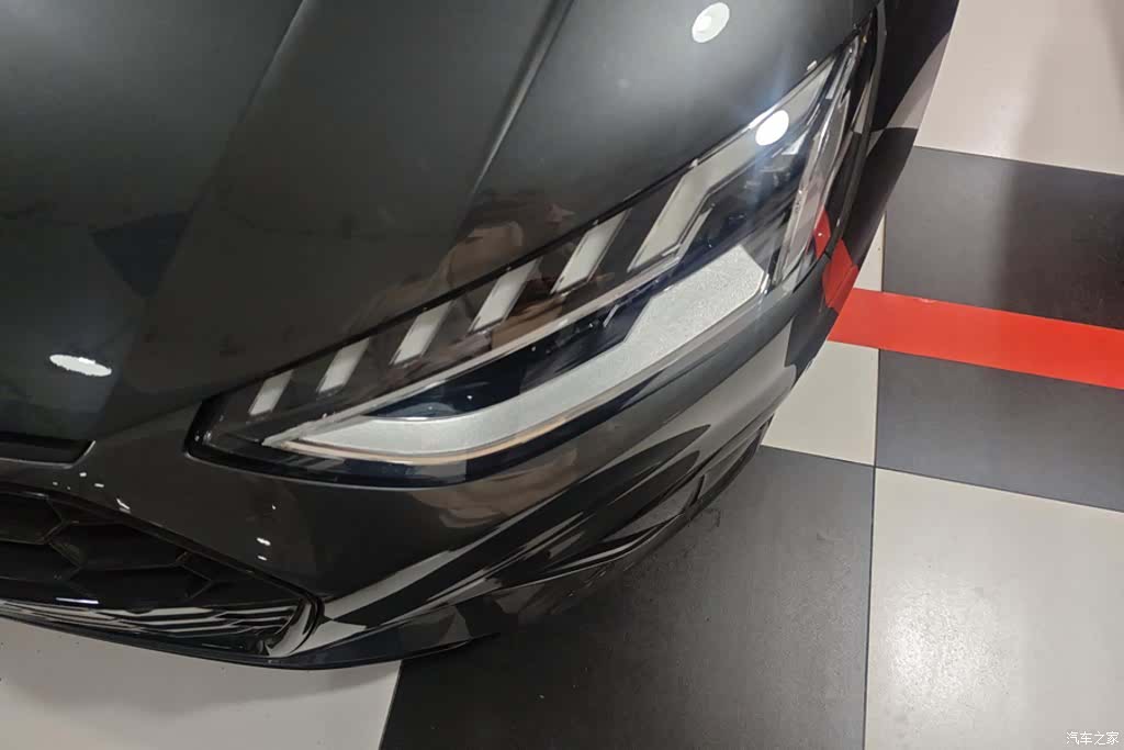 Audi A4L, 2024 все фото
