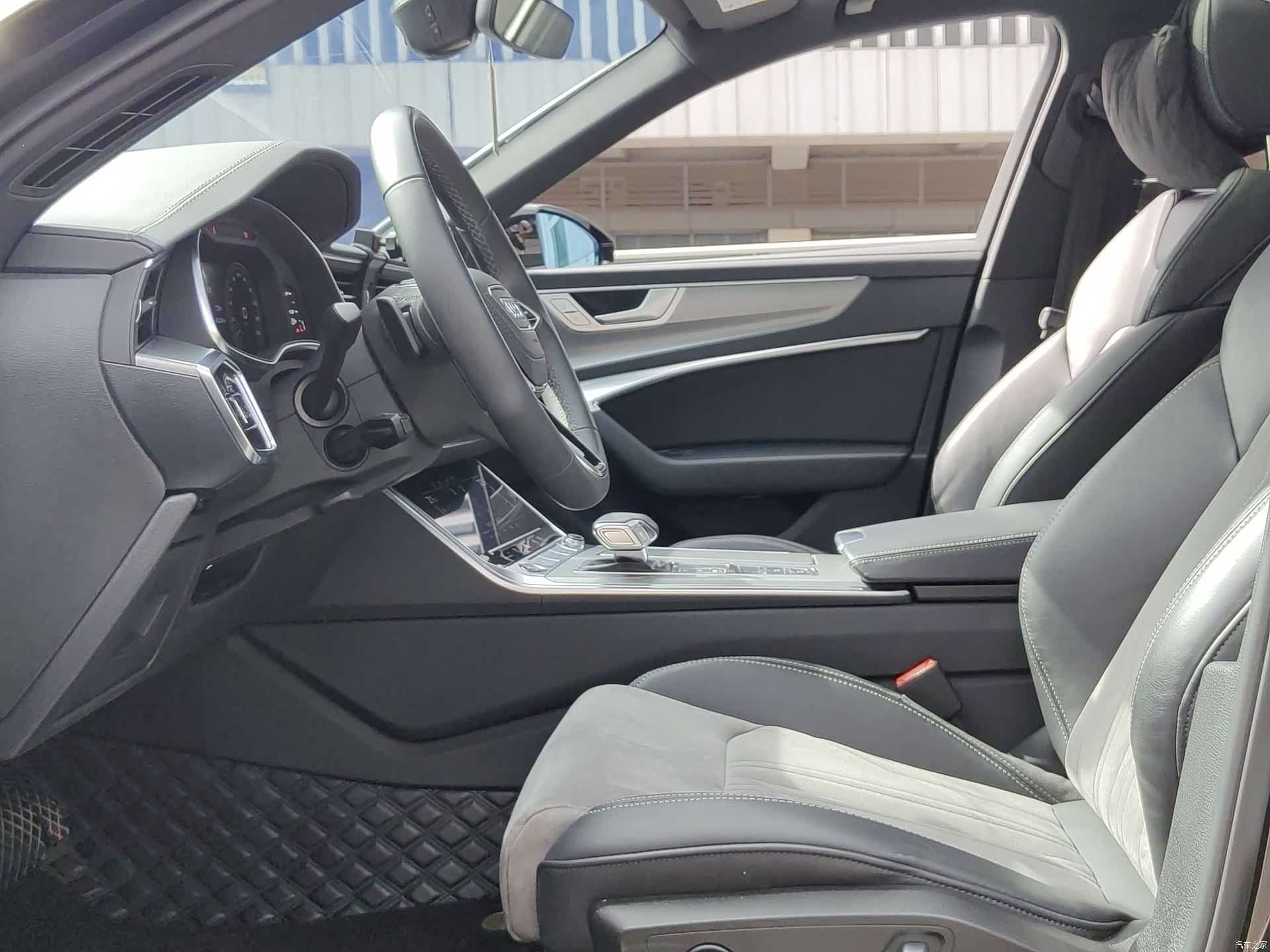 Audi A6L, 2024 14