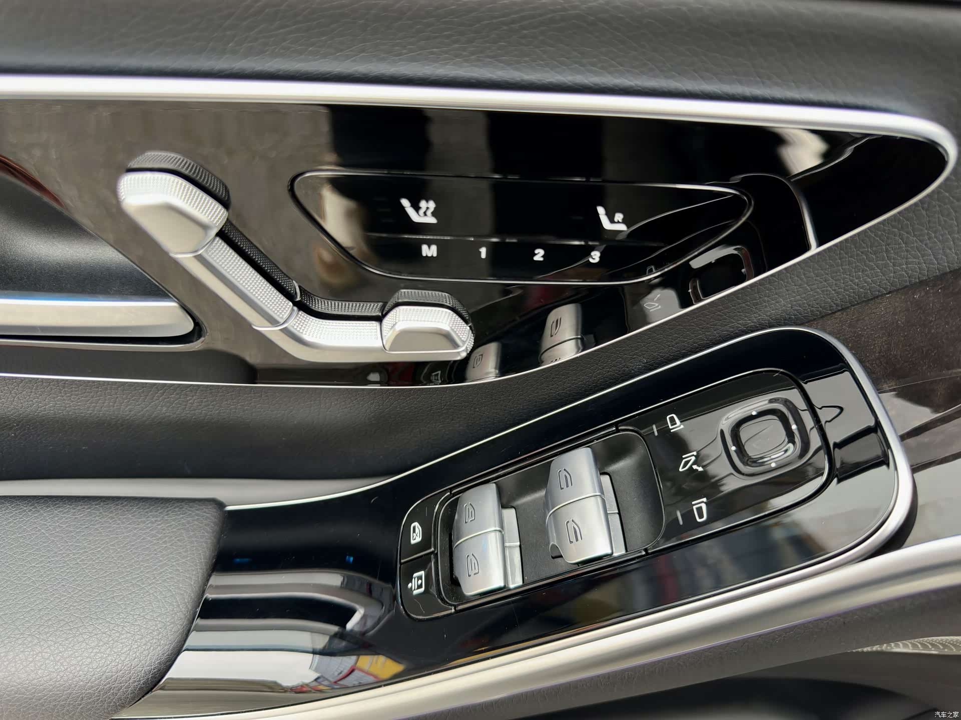Mercedes-Benz S-Class, 2022 22