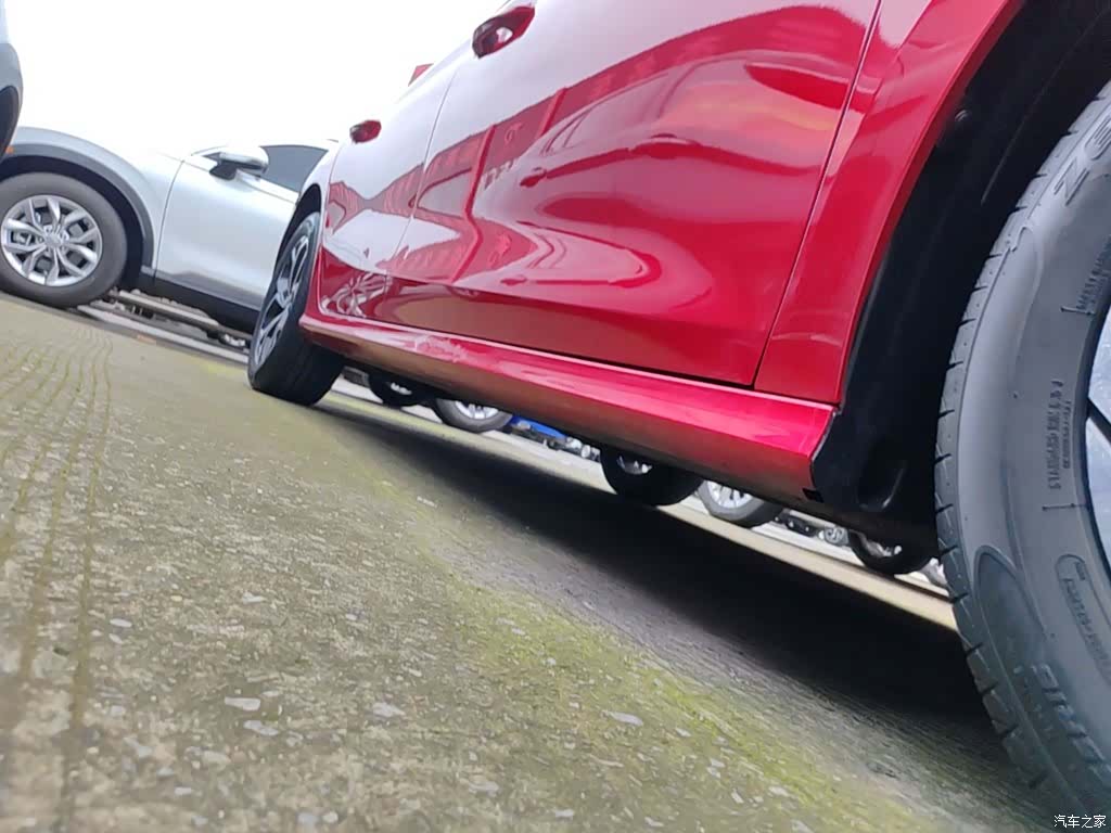 MG MG5, 2021 21