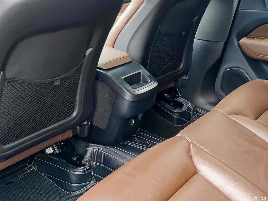 Volvo XC60, 2020 9