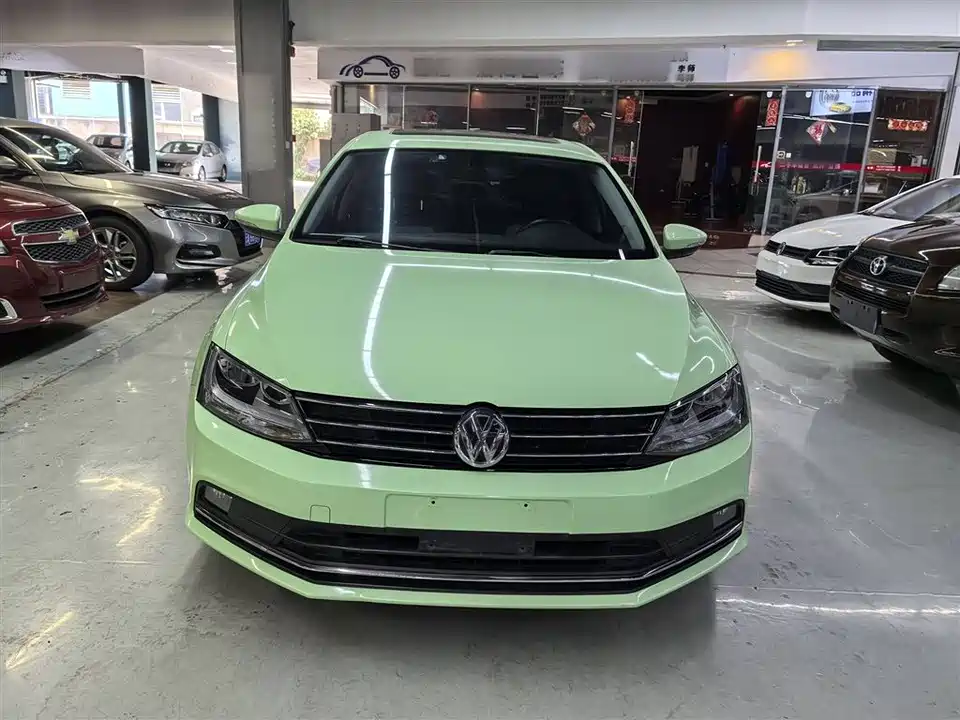 Volkswagen Sagitar