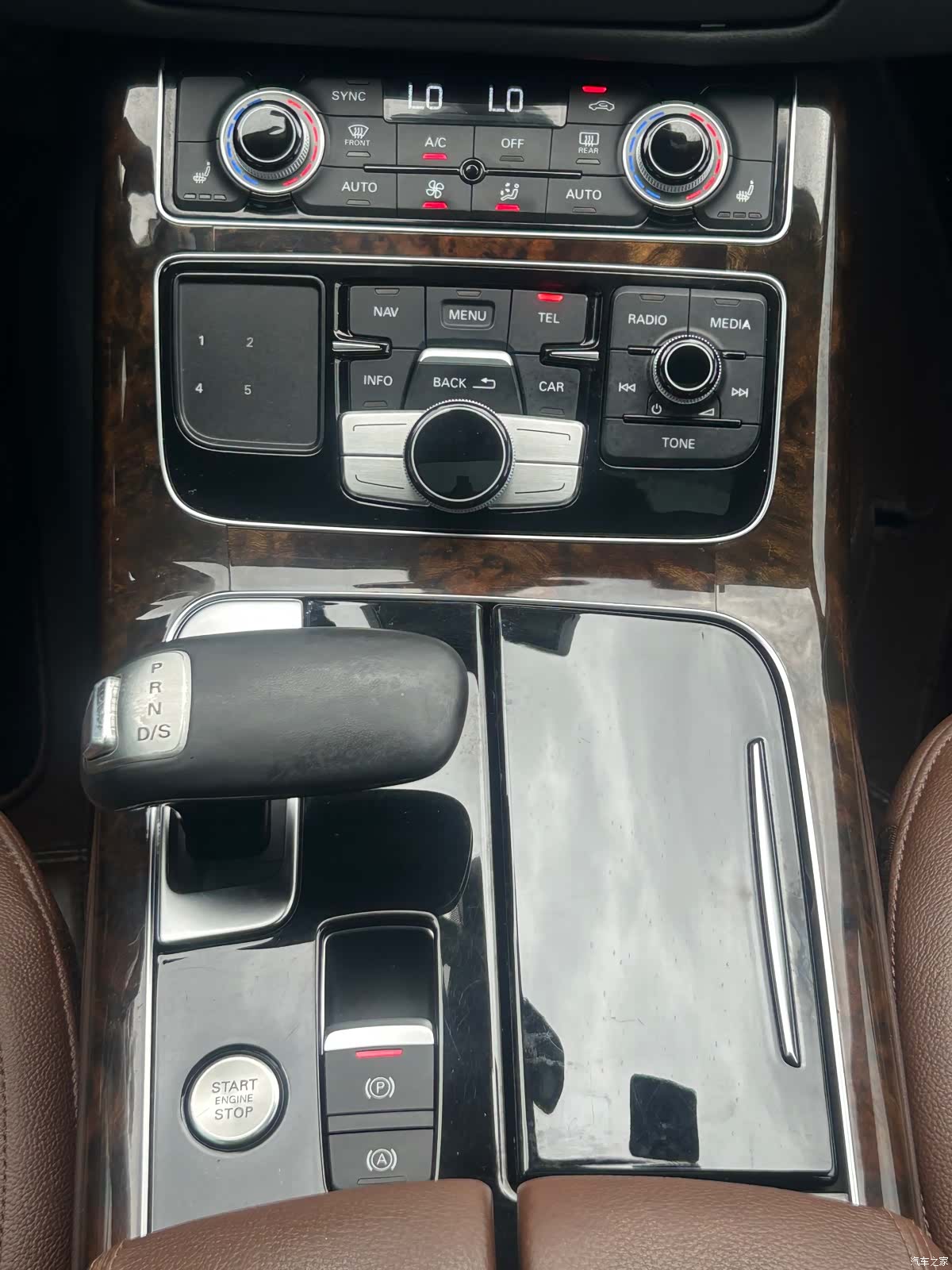 Audi A8L, 2017 13