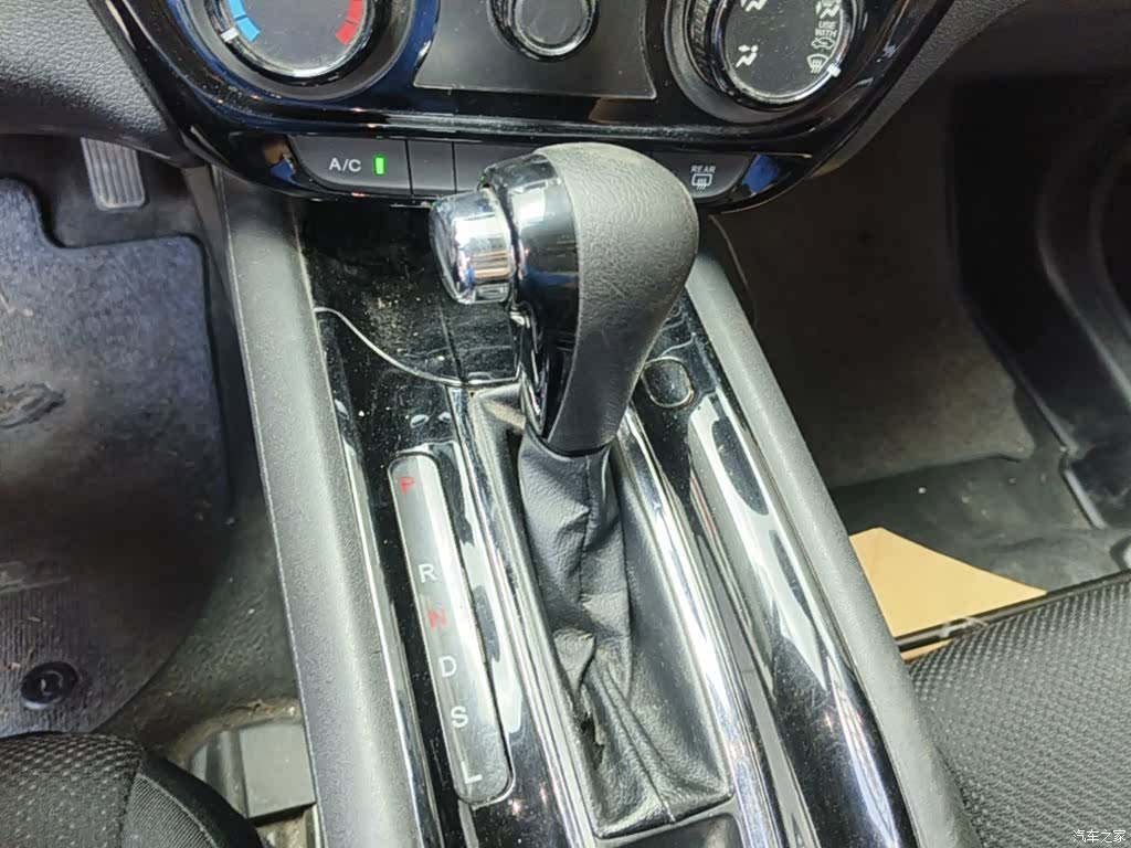Honda Vezel, 2015 14