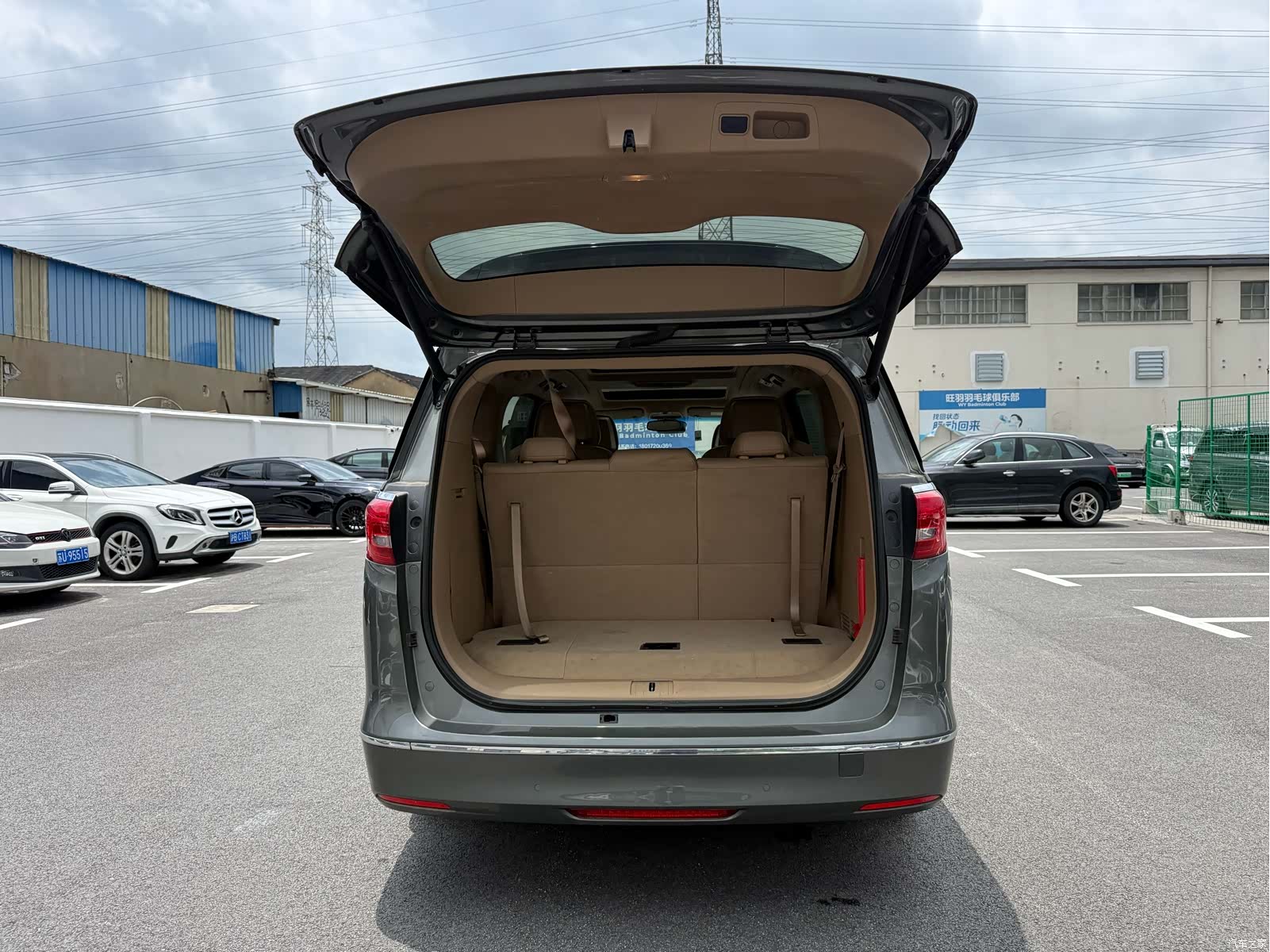 Buick GL8, 2017 25