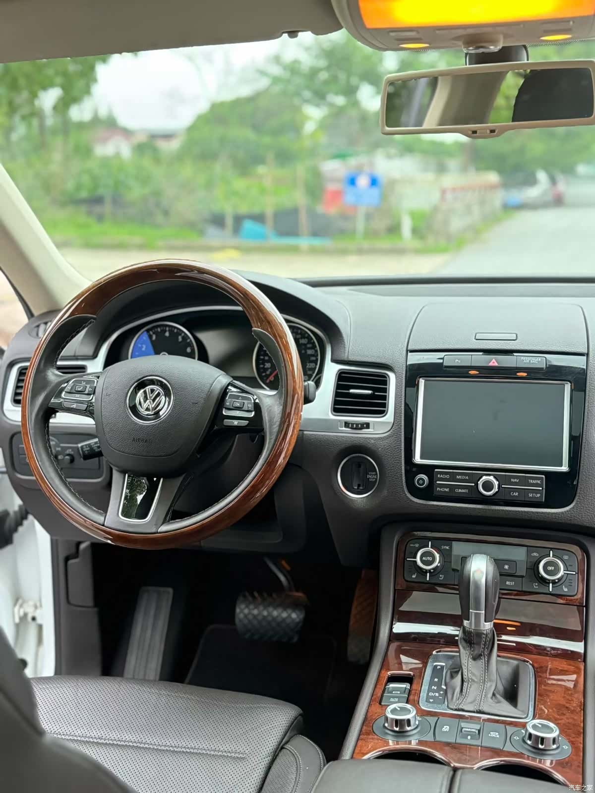 Volkswagen Touareg, 2015 7