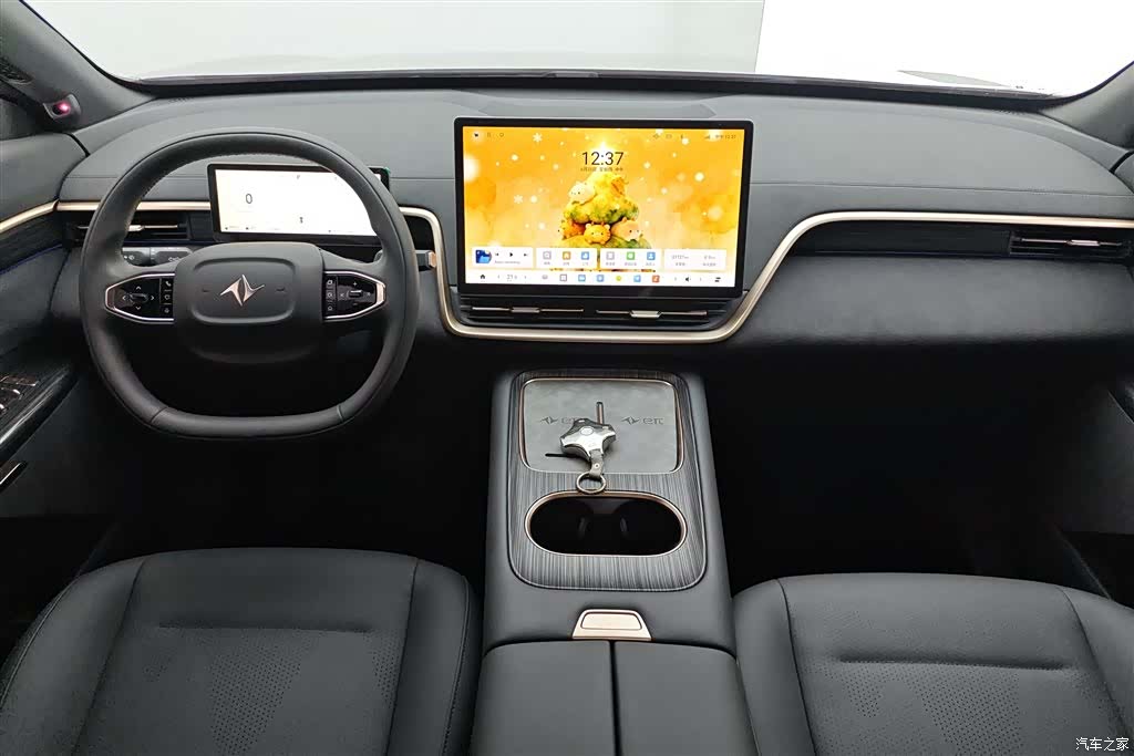 DongFeng eπ008, 2024 12