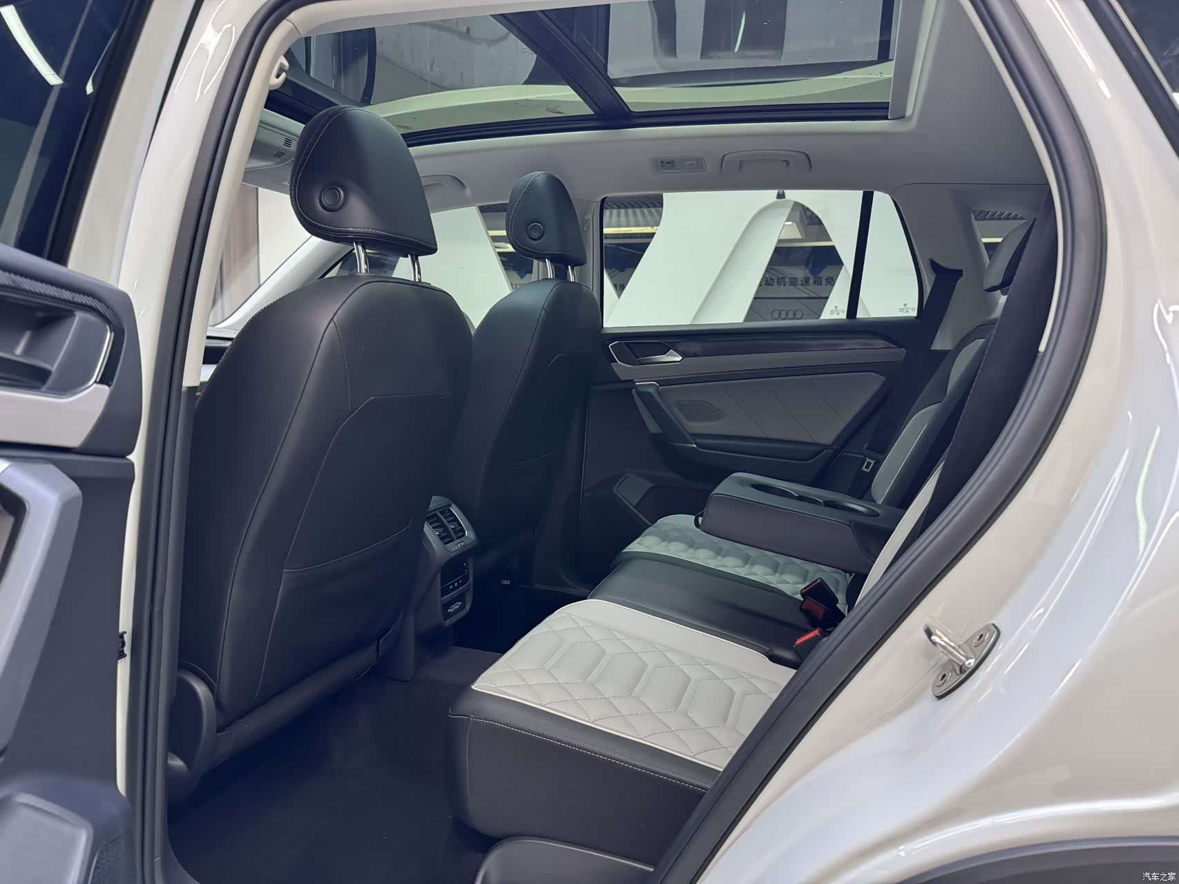 Volkswagen Tayron, 2023 16