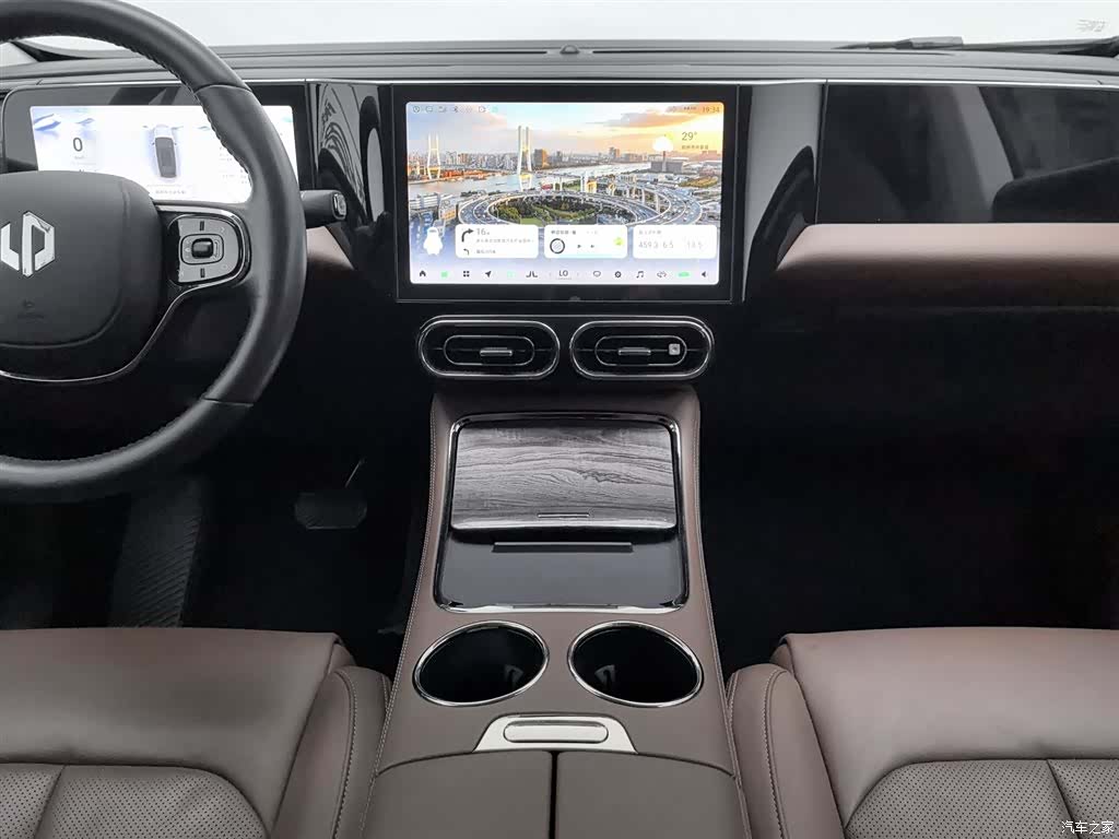 Leapmotor C11, 2023 12