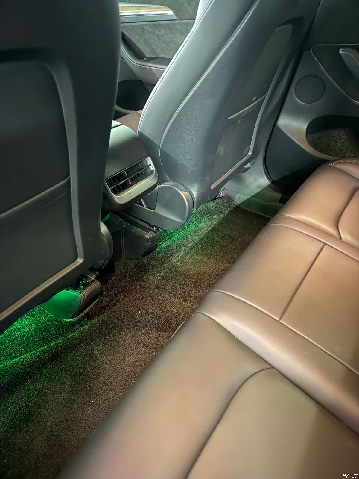 Tesla Model Y, 2021 6