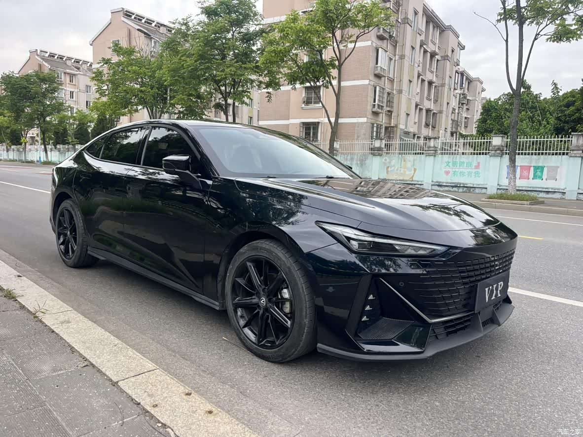 Changan UNI-V, 2023 3