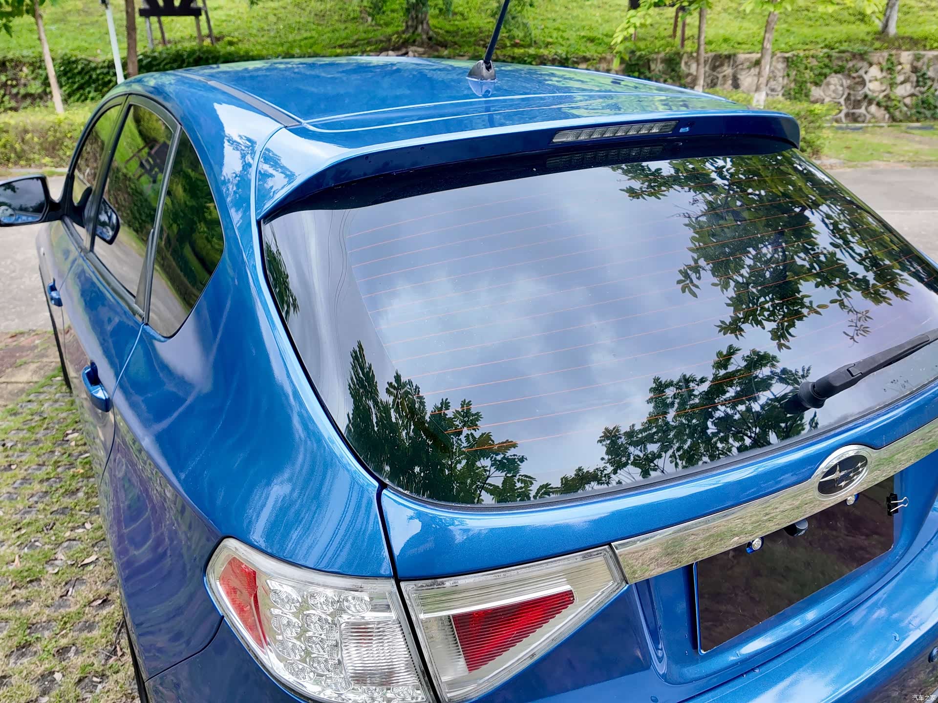 Subaru 2.0R, 2009 20