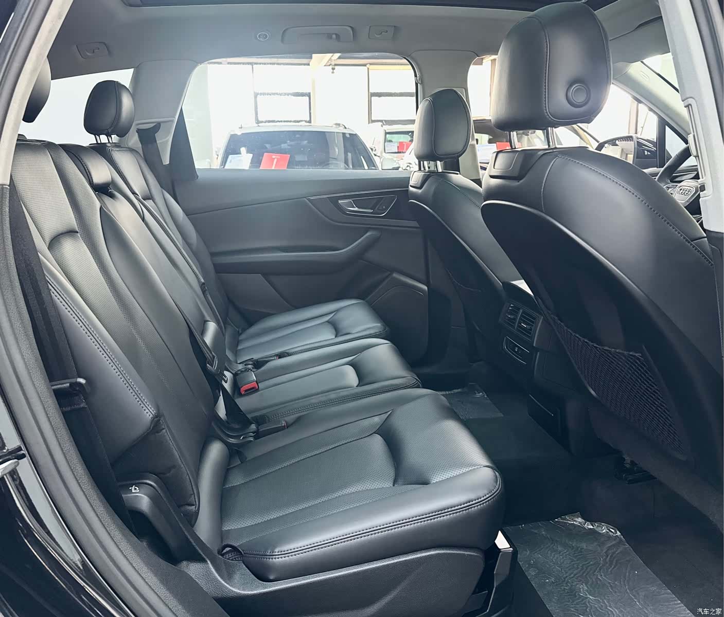 Audi Q7, 2018 8