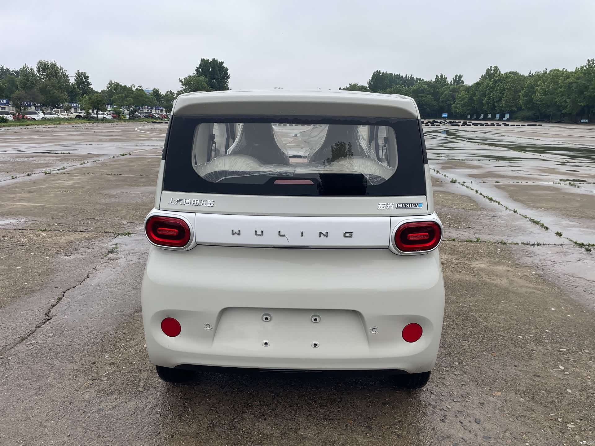 Wuling MINIEV, 2026 все фото