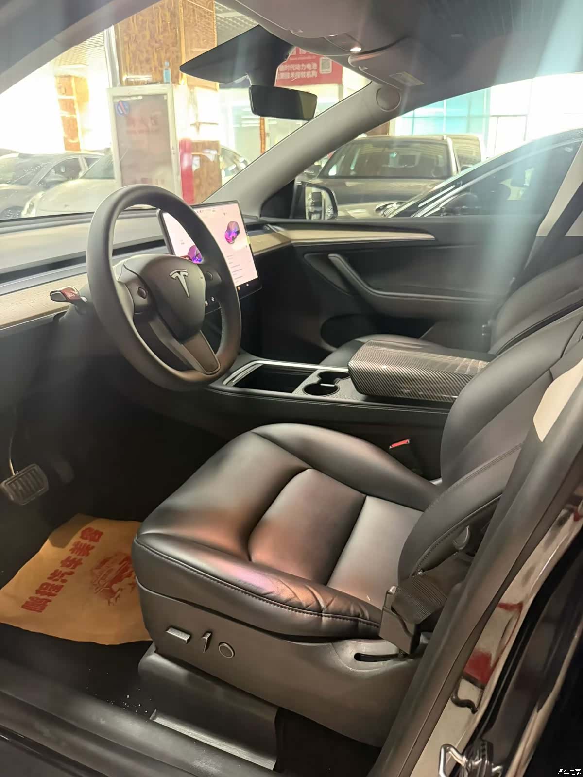 Tesla Model Y, 2021 4