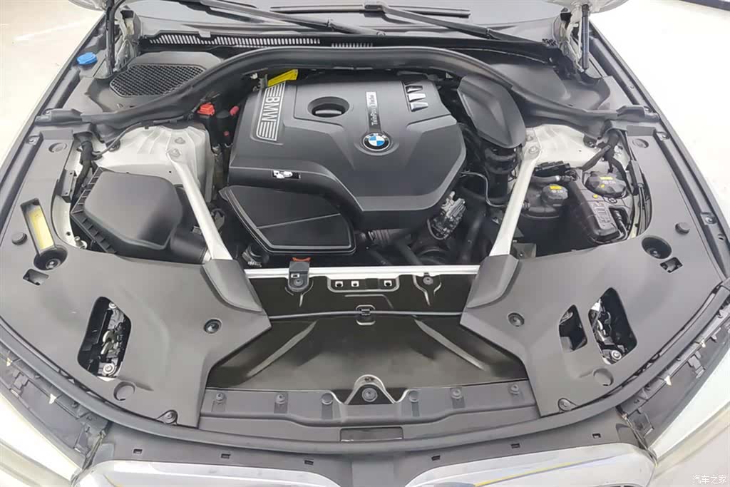 BMW 5 Series, 2019 10