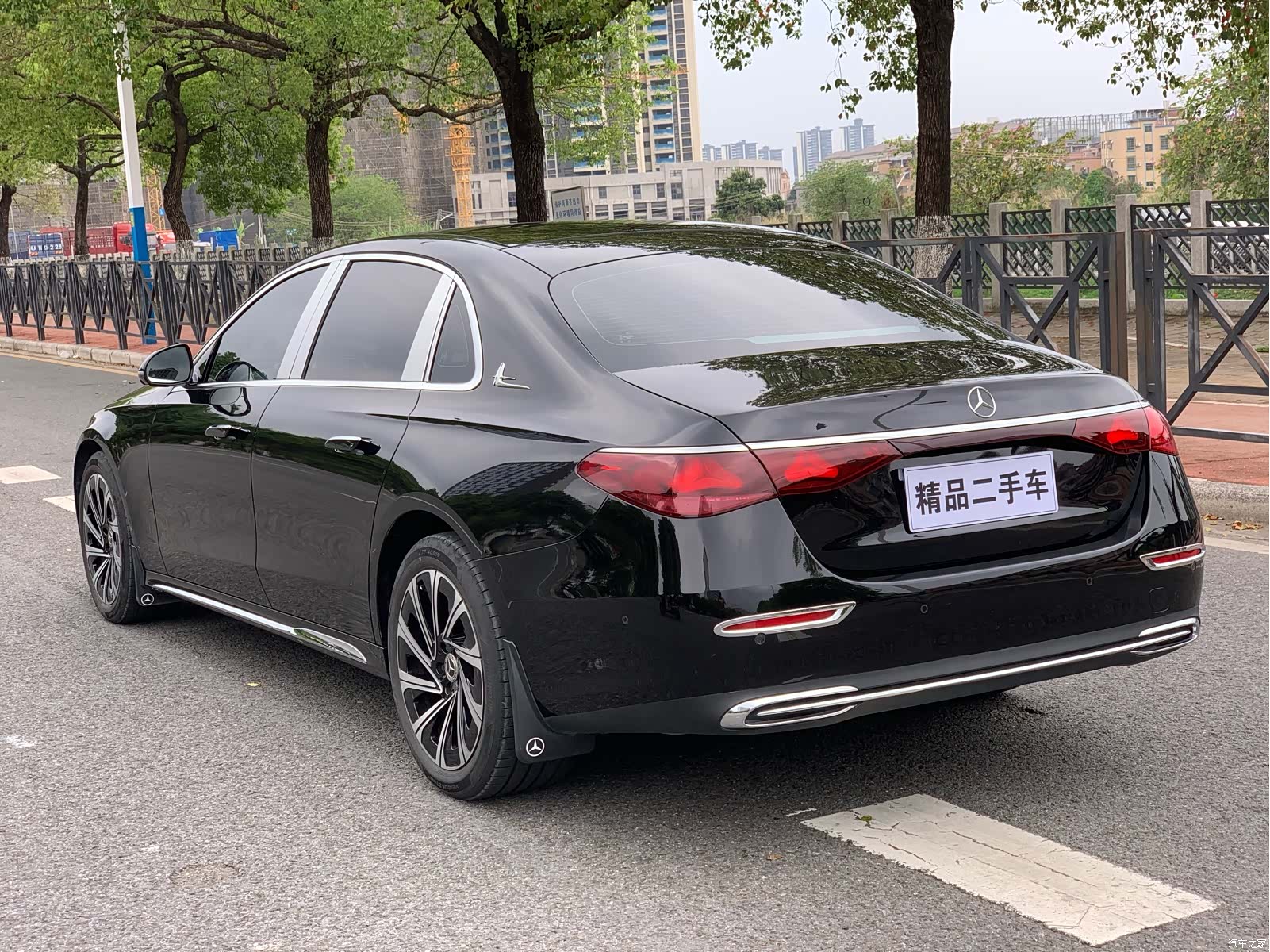 Mercedes-Benz E-Class, 2024 6