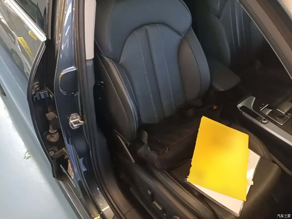 Audi A4L, 2022 25