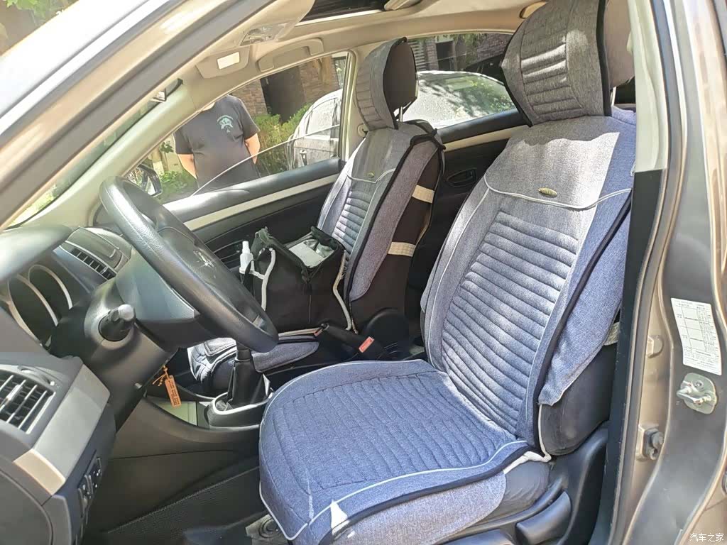 Nissan Sylphy, 2016 12