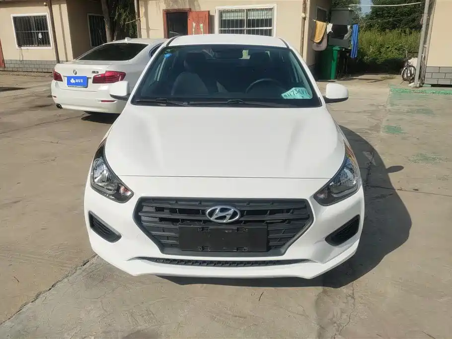 Hyundai Rena